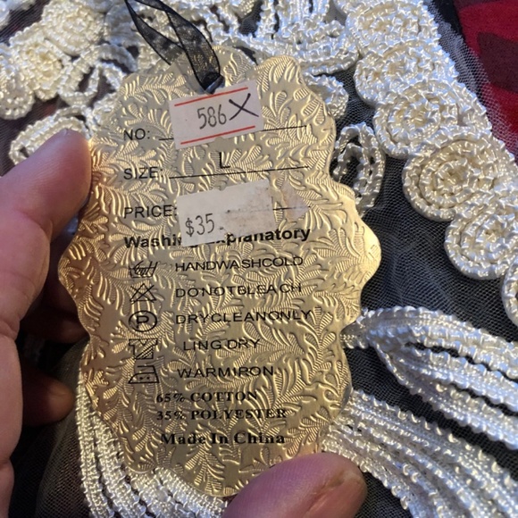 MissShop new with tags sleeveless, see through blouse with lace embellishments - Picture 6 of 8